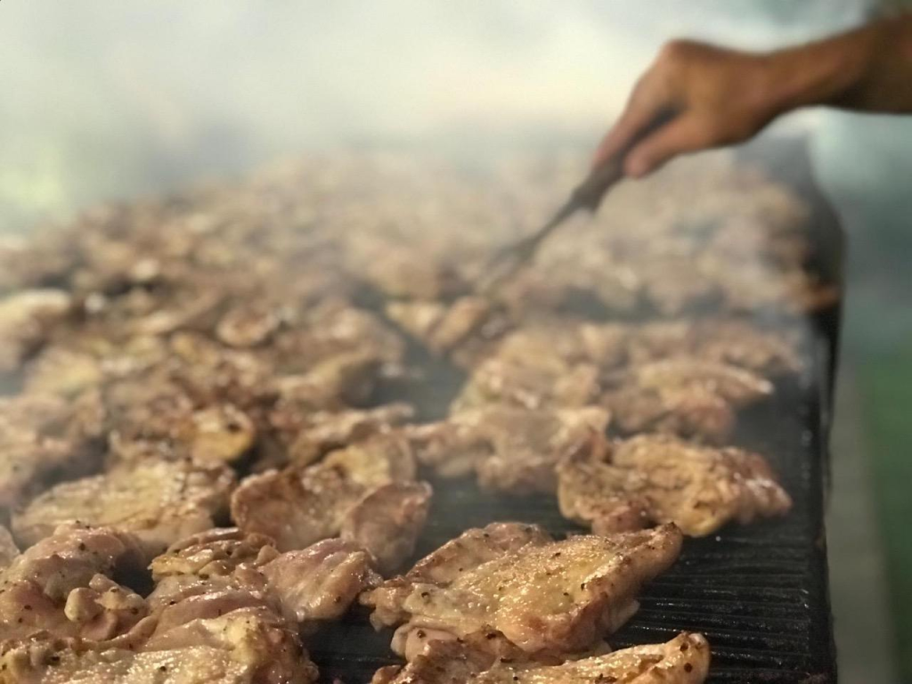 אסאדו דורון אסאדו דורון