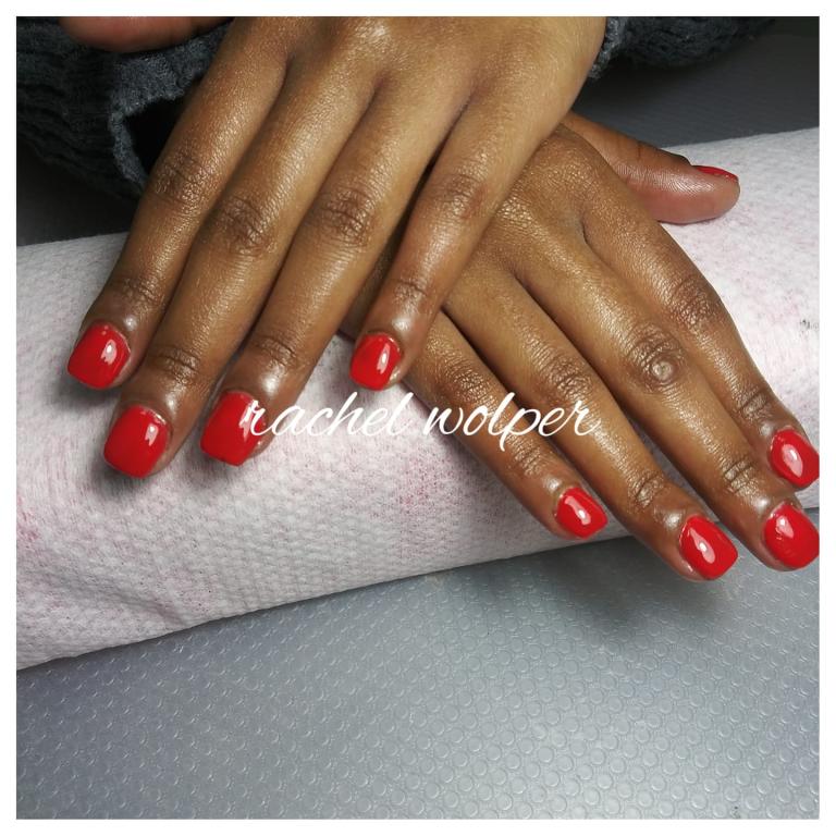 בניית ציפורניים רחל בניית ציפורניים רחל