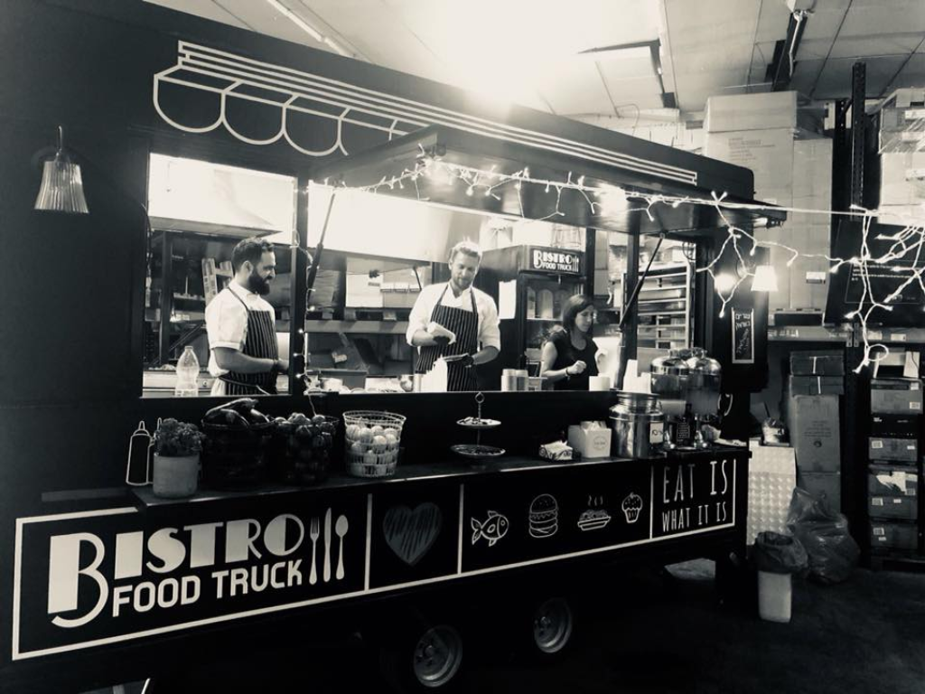 לה פמיליה קייטרינג לה פמיליה קייטרינג