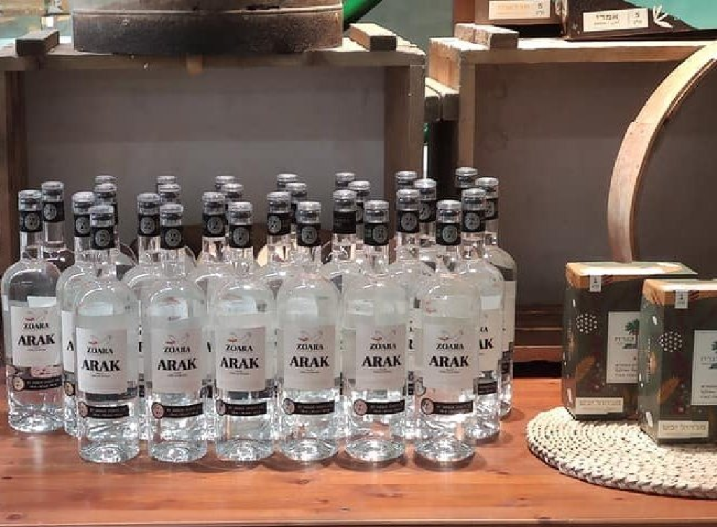 תמרים פלוס תמרים פלוס