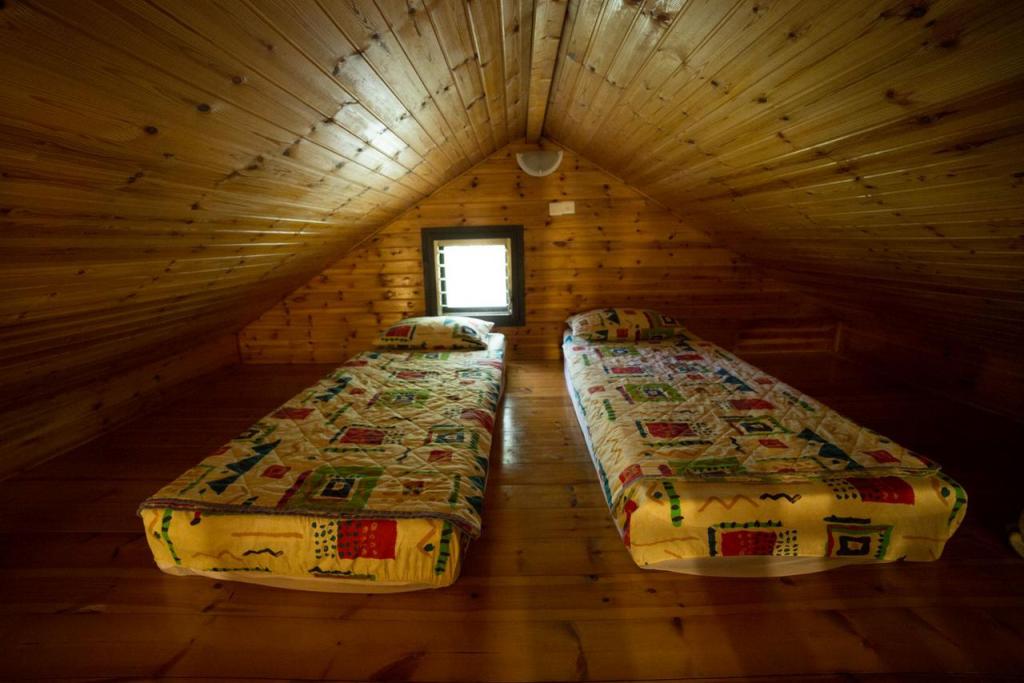 עופרים בקתות נופש עופרים בקתות נופש