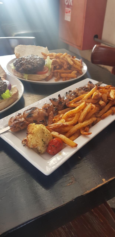 יוליאן מק יוליאן מק