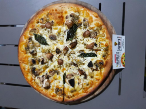 פיצה ביאנקה