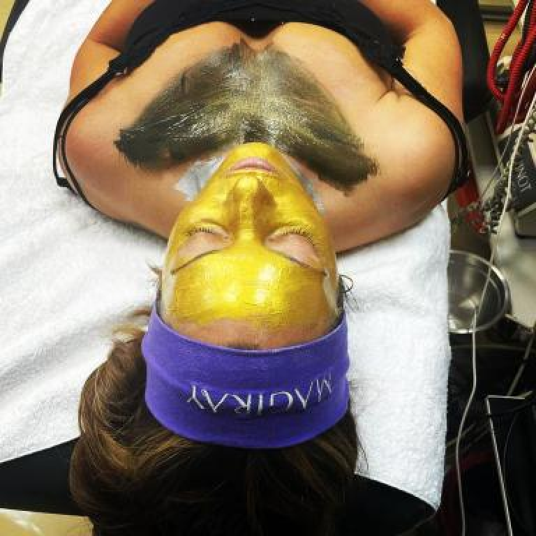 אדלה זינגר אדלה זינגר