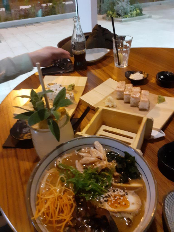 זה סושי זה סושי