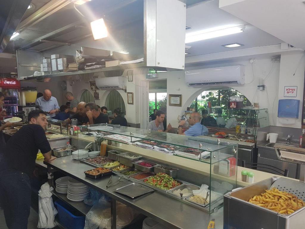פונדק השובבים פונדק השובבים