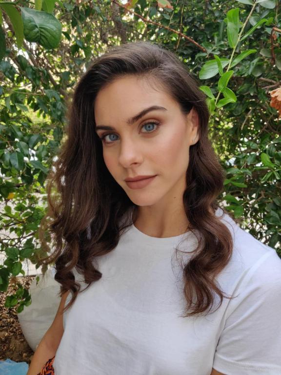 הילה מינס איפור ושיער הילה מינס איפור ושיער