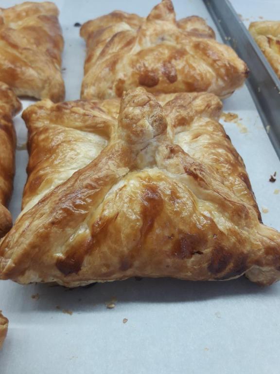 מאפיית אלונושקה מאפיית אלונושקה