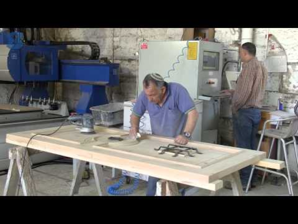 נגרית זבולון יואל נגרית זבולון יואל