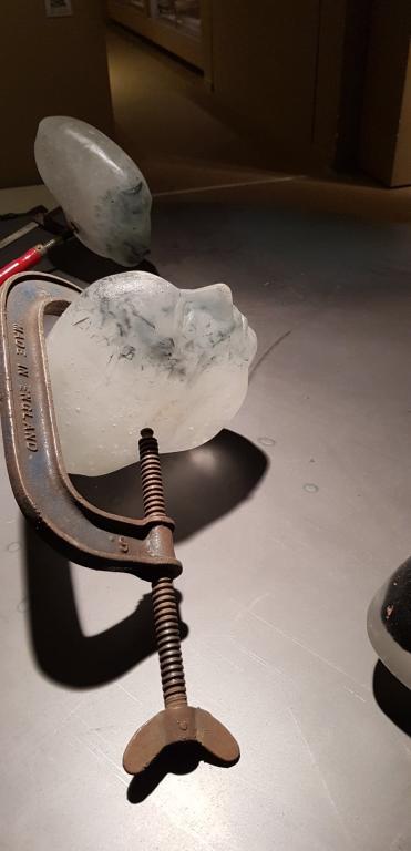 בת חן עיצובים ניפוח זכוכית בת חן עיצובים ניפוח זכוכית