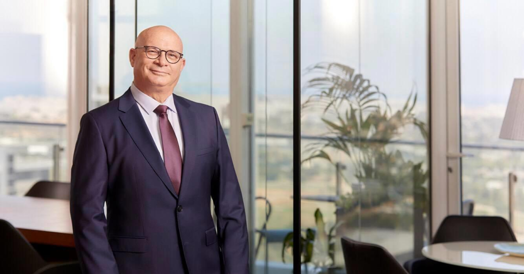 לסלו אבריאלה לסלו אבריאלה