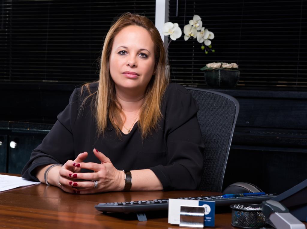 אונגר לטין עיינה אונגר לטין עיינה