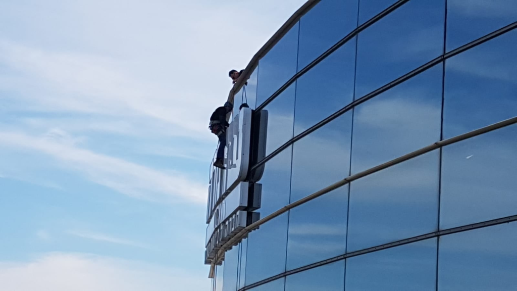 שילטומט שילטומט