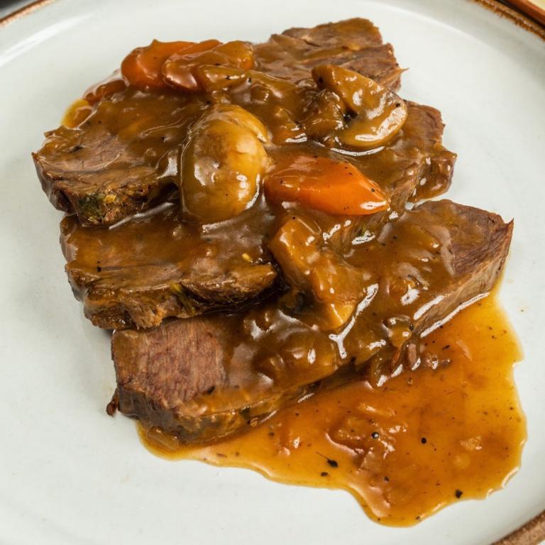 אצל דודי אצל דודי