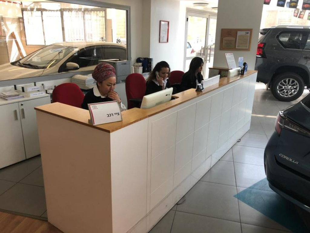יחזקאל ובניו סוכנות טויוטה יחזקאל ובניו סוכנות טויוטה