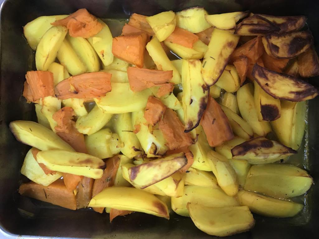 אוכלים בשוק אוכלים בשוק