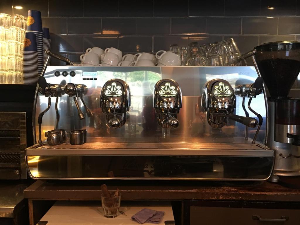 קפה בצלאל קפה בצלאל