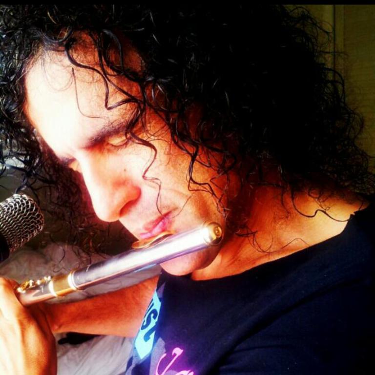 לוי איציק נומאי חלילי עולם לוי איציק נומאי חלילי עולם