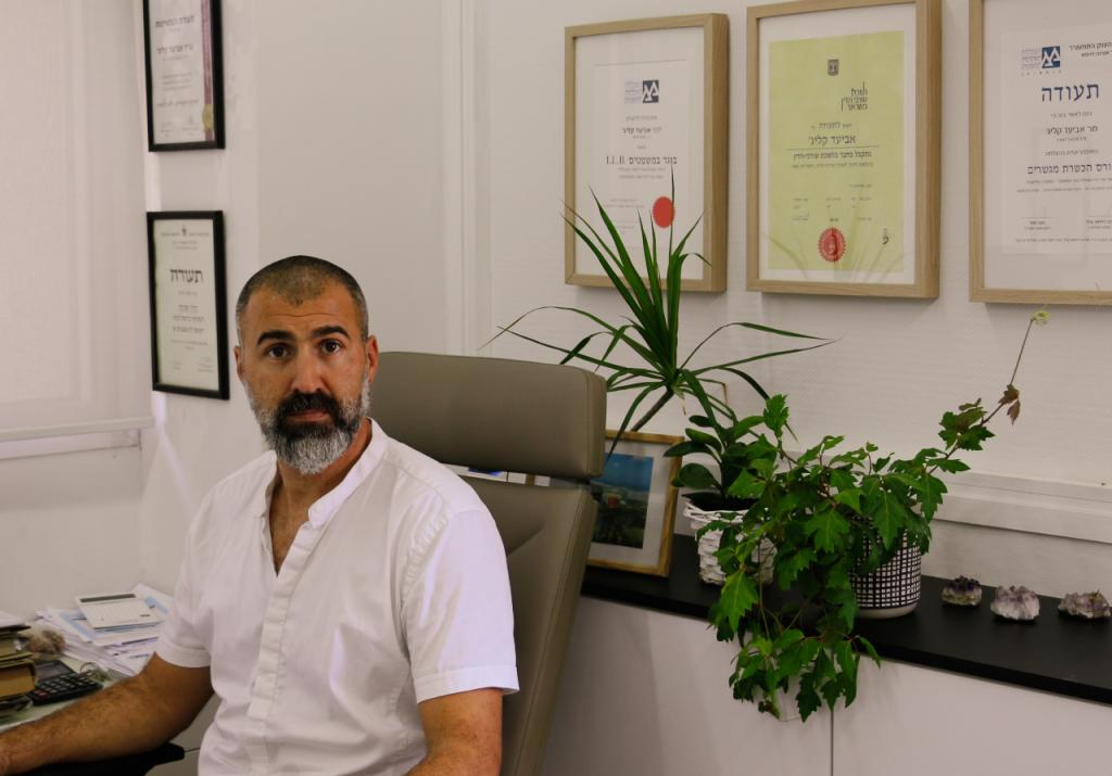 עו"ד אביעד קליג' עו"ד אביעד קליג'