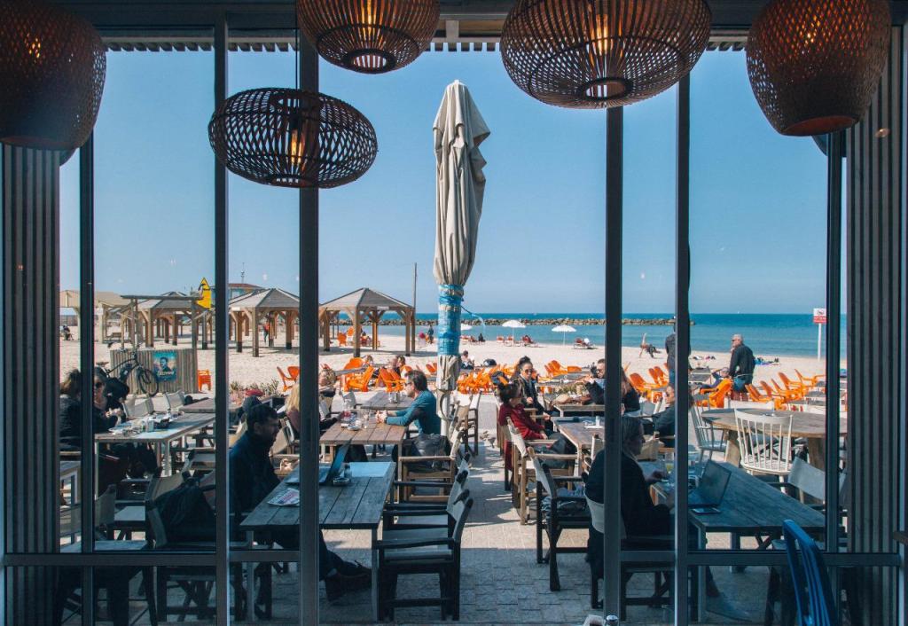 חוף מציצים חוף מציצים