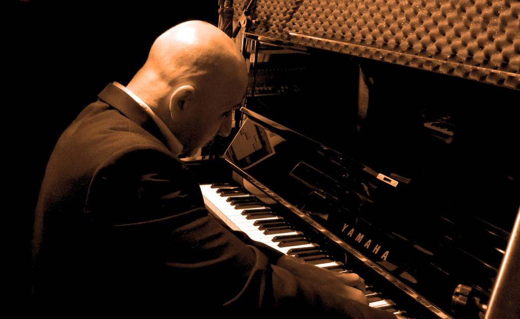 אייל סידיס אייל סידיס