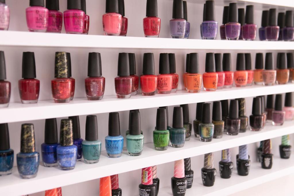 עיצוב שיער זאב לוין עיצוב שיער זאב לוין