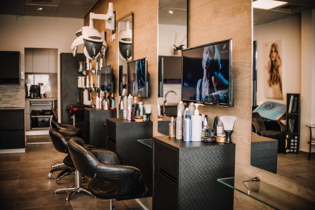 עיצוב שיער זאב לוין עיצוב שיער זאב לוין