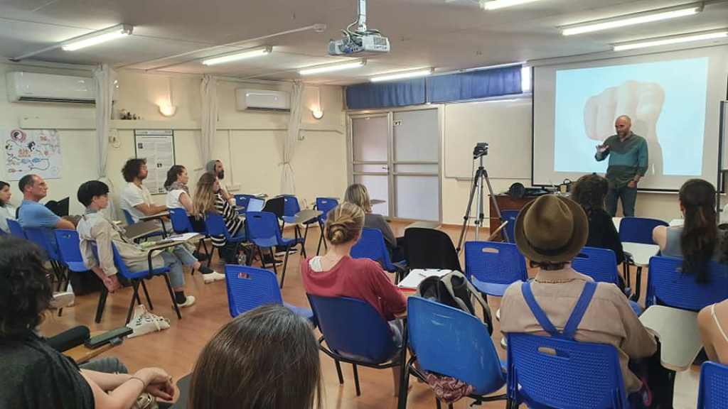 קמפוס ברושים קמפוס ברושים