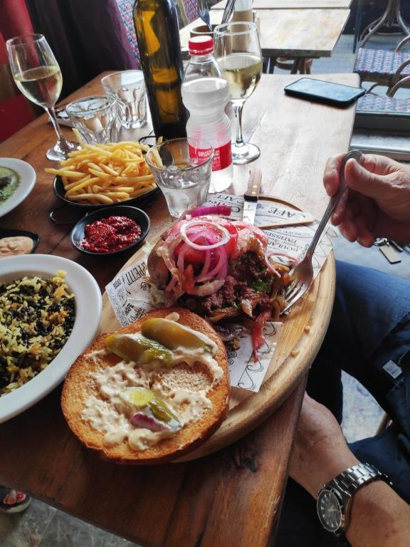 בורגר בר המלכה בורגר בר המלכה