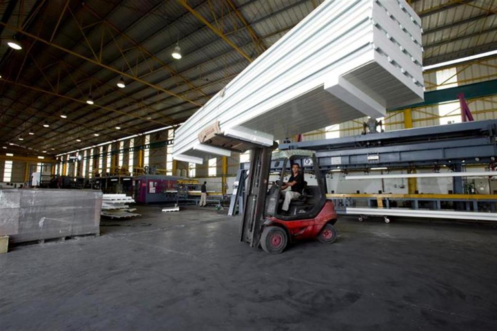 גגות ייצור פנלים מבודדים גגות ייצור פנלים מבודדים