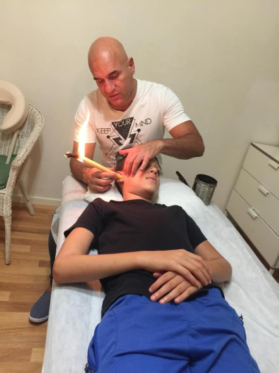 מנחמי עדי מנחמי עדי