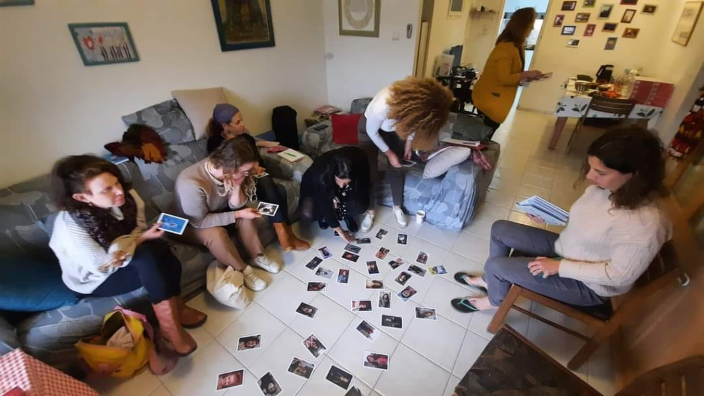 כלים קשובים יפעת דננברג כלים קשובים יפעת דננברג