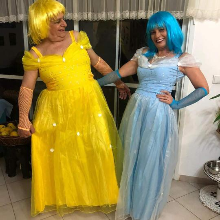 אילנה תופרת מקצועית אילנה תופרת מקצועית