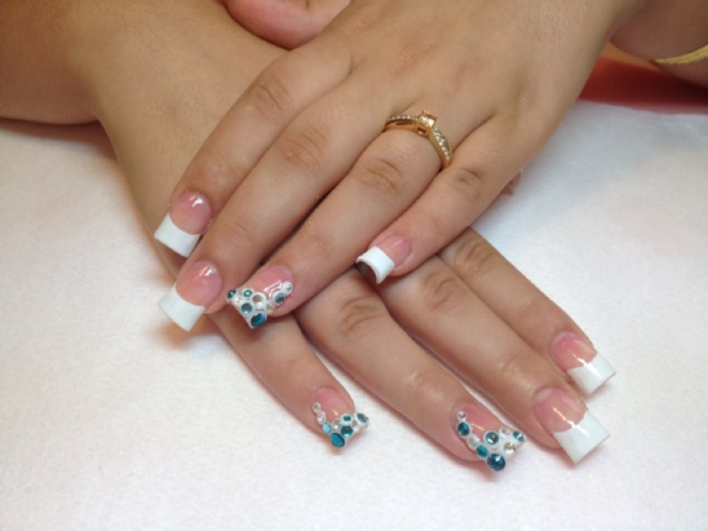 יופייך נמדד בידייך יופייך נמדד בידייך