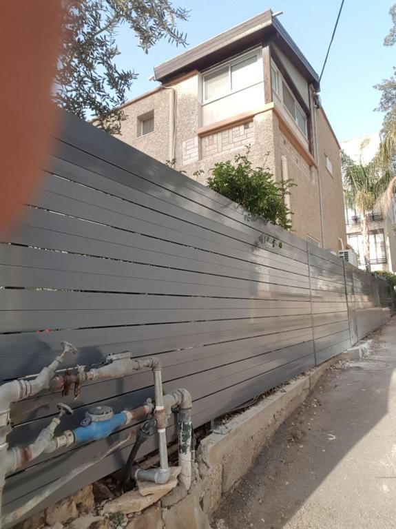 We WooD עבודות עץ We WooD עבודות עץ