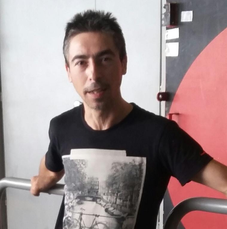 אלירן ניילון בועות אלירן ניילון בועות