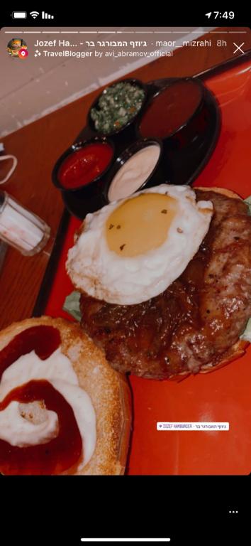 ג'וזף burger&bar ג'וזף burger&bar