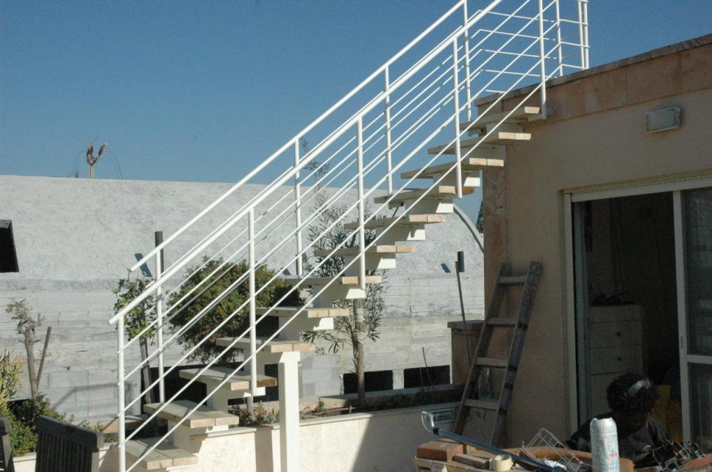 אר נבו אר נבו