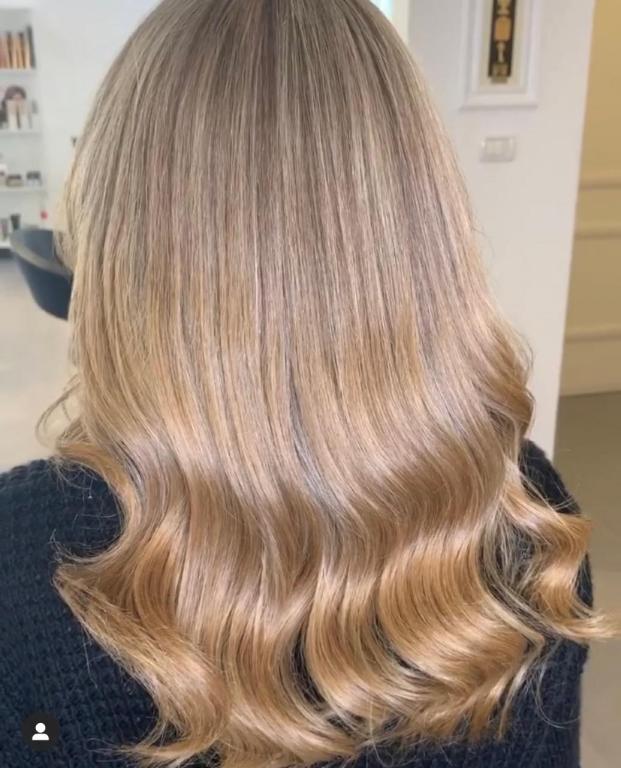 אביב רוחנה אביב רוחנה