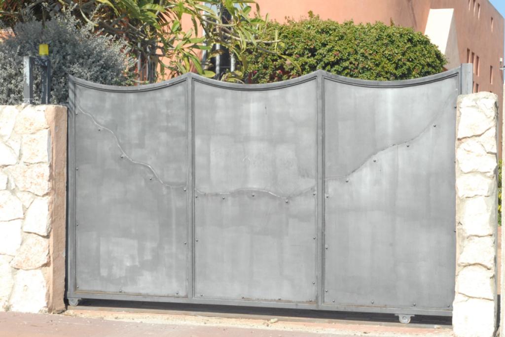 רוםסן חלונות בלגיים ברזל רוםסן חלונות בלגיים ברזל