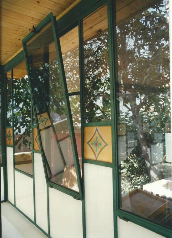 רוםסן חלונות בלגיים ברזל רוםסן חלונות בלגיים ברזל