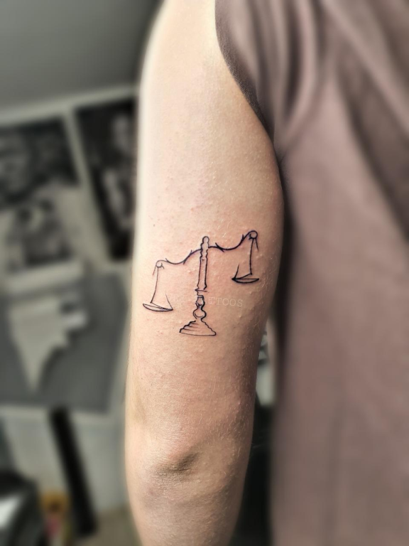 אורי קעקועים אורי קעקועים