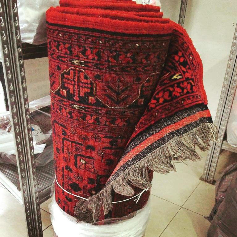 מכבסת הצבעוני והלבן מכבסת הצבעוני והלבן