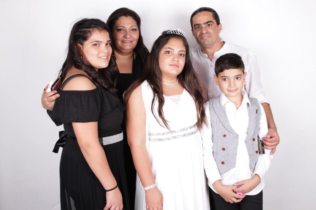 פוטו טיים סטודיו נייד לאירועים פוטו טיים סטודיו נייד לאירועים