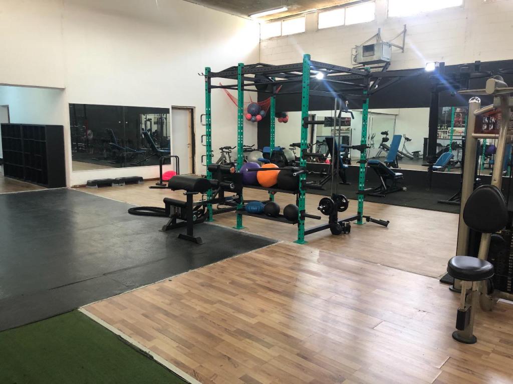 PERSONAL GYM PERSONAL GYM