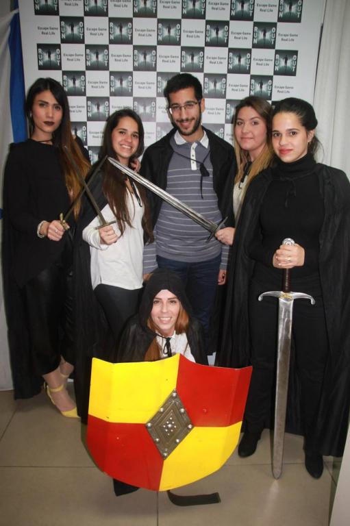 Run Out ראן אאוט Run Out ראן אאוט