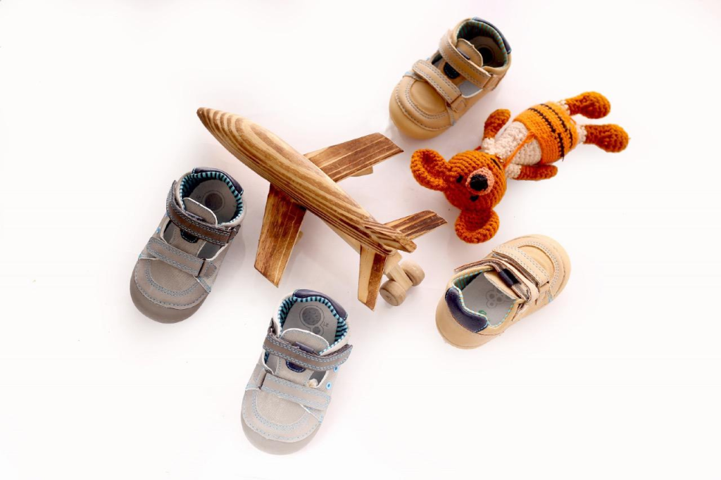 נעלי מרטי עודפים נעלי מרטי עודפים