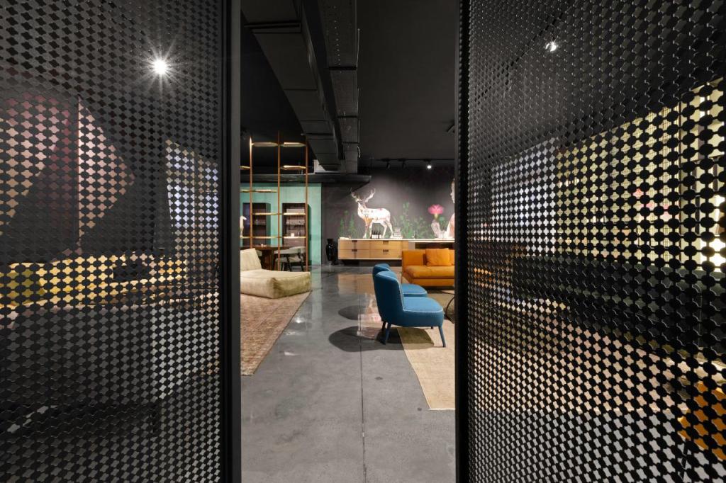 סטודיו שמעון בוזגלו סטודיו שמעון בוזגלו