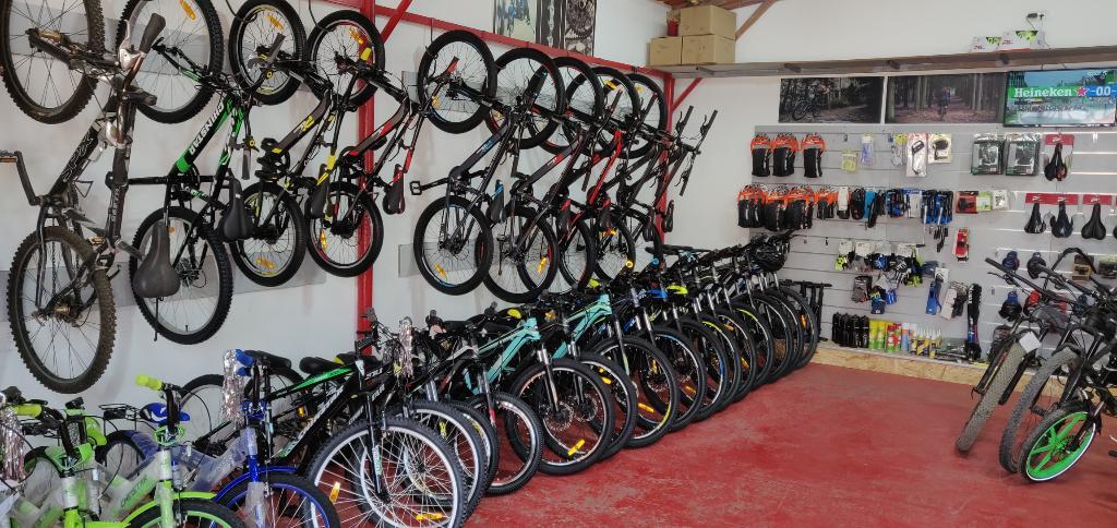 בילו בייקס בילו בייקס