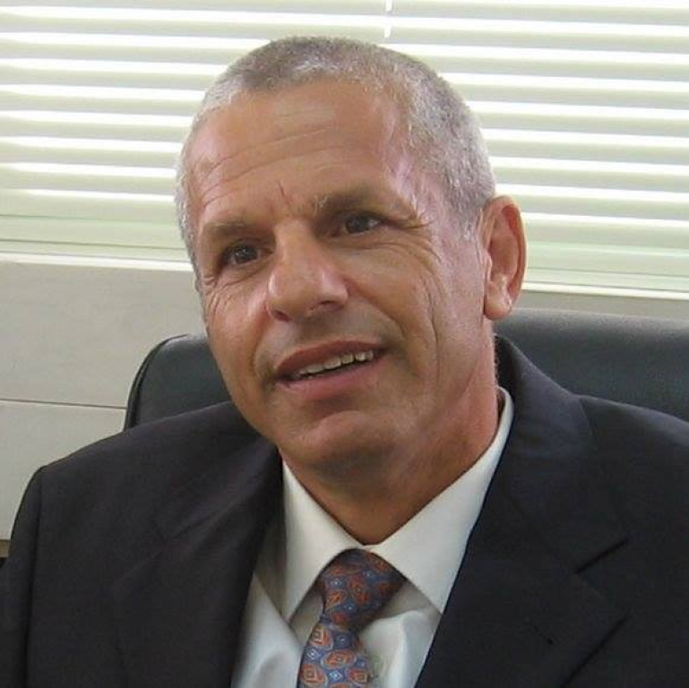 יצאת גדול יצאת גדול